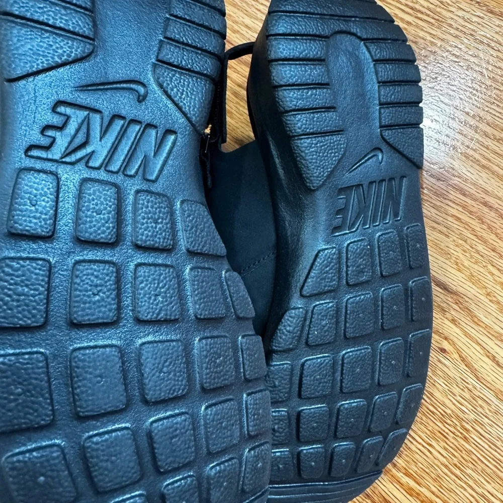 Nike Black Women's Sandals